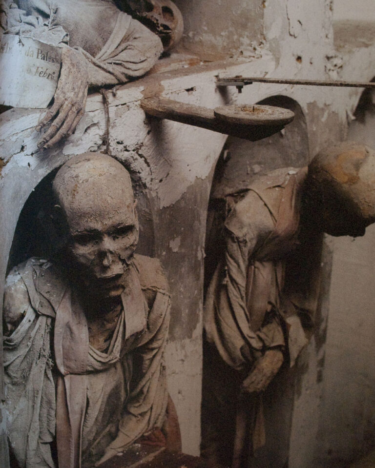 Uncanny in Narrative Arts - Reference Image